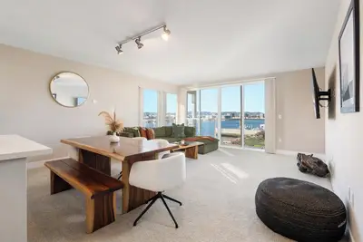 Image de The Oceanview Escape Luxe 3bd/2ba Mdr