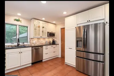 Image de Relax - Eastern Shore Creek Home