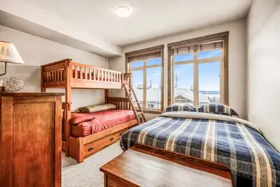 Image de Southpoint 25. 2 Bdrm Ski In/Out w Hot Tub
