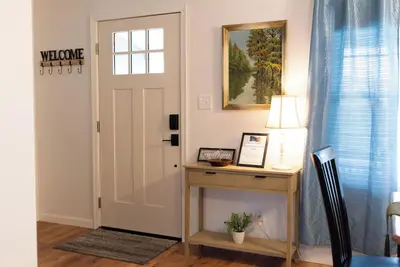Image de Charming 2-bedroom home, Close to I-57 with Fast WiFi in welcoming Marion