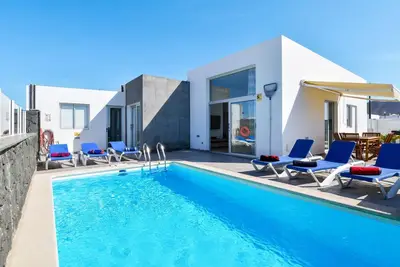 Image de Villa Blue New Horizont avec vue sur la mer, Wi-Fi et climatisation