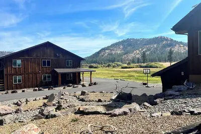 Image de Charming 2-bedroom cabin in marvelous Prineville with Ac, WiFi, fitness room