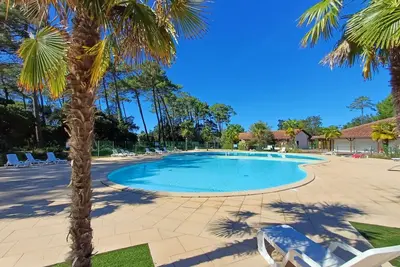 Image de Appartement T3 Familial à Ondres avec Piscine et Parking