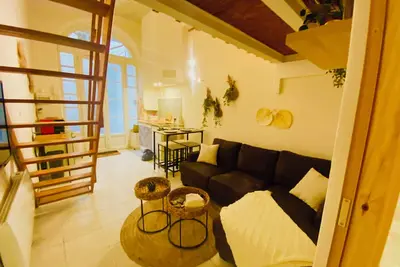 Image de •Charmant Loft au coeur de Nîmes•