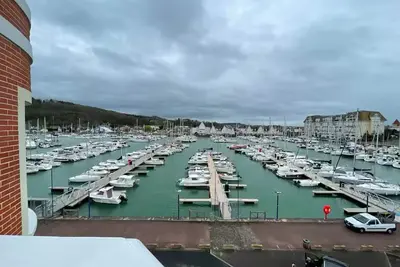Image de Appartement avec terrasses vue sur port Guillaume -mer Ă pied Ă 5 min