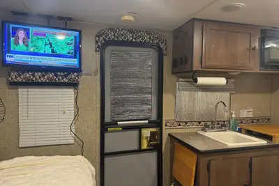 Image de Cozy Rv in Brilliant Lakeland with Ac, WiFi