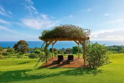 Image de Farmhouse + Ohana on 5 Acres Tropical Oasis -Sleeps Up To 12