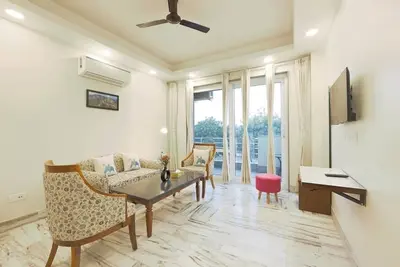 Image de City Oasis w bathtub n balcony