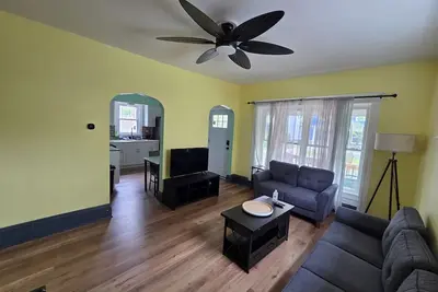 Image de Charming 2-bedroom apartment in terrific Rochester with WiFi