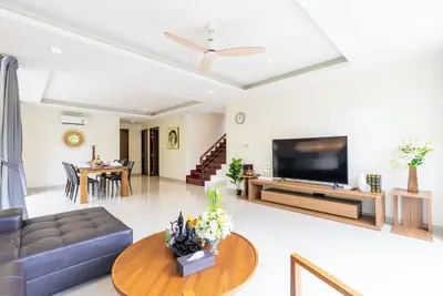 Image de Beautiful 5 Bedroom Pool Villa in Laguna Bangtao, Close to beach, Daily Cleaning