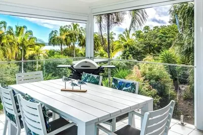 Image de Oasis 14. .