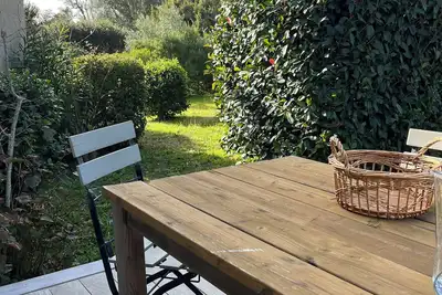 Image de Logement avec jardin proche de la plage de Santa Giulia