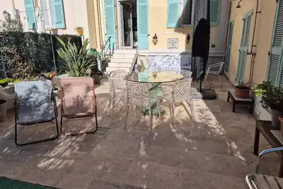 Image de 2p d'exception à 200m du Palais/Croisette/Vx Port, Terrasse 47m², Clim & Parking