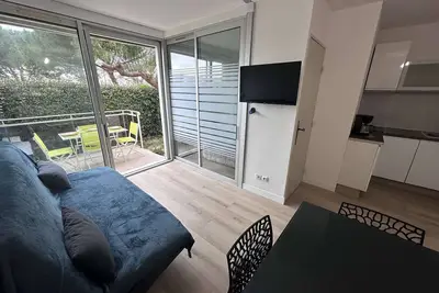 Image de Appartement 2 Pièces Climatisé avec Garage - Grau-du-Roi