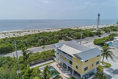 Image de Incredible Gulf View Pool Home - Sleeps 14 - Close to Village of Boca Grande!