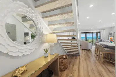 Image de Luxury Seagrape 01, 3-bedroom, 3-bathroom townhome in Boca Grande with stunning Gulf views.