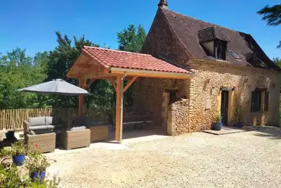 Image de Gite \"Les Chevreuils\" En Pleine Nature, Au Coeur Du Perigord Noir
