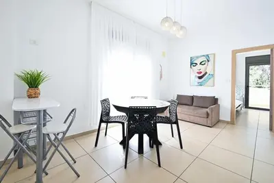 Image de Perfect Location 2br in Reines by HolyGuest