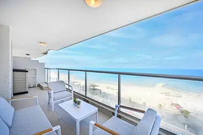 Image de Elegant Sea View at Orchid Hotel by HolyGuest