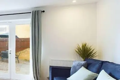 Image de Spacious House | Parking | Business & Leisure