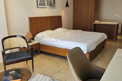 Image de Stylish studio with wi-fi, pantry, coffee, and central location.