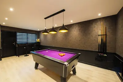 Image de Richmond Cottage - Brand New 4br. Holiday Home with Pool Table and Free Parking!