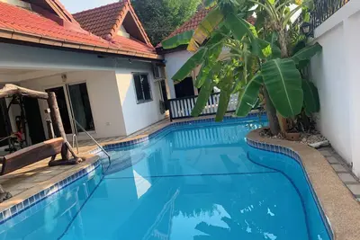 Image de 4 bedroom 4 bathroom Private Pool Villa located in the Nongprue area of Pattaya