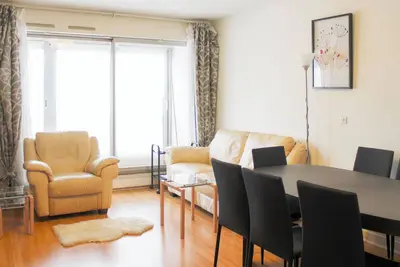 Spacieux 3 pièces avec balcon à Paris