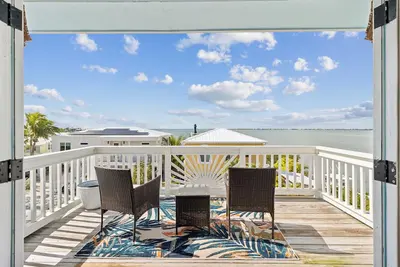 Image de Summer Special! ! Fl Keys Luxury Dream House! Waterfront, dock, views, 4 bdrm