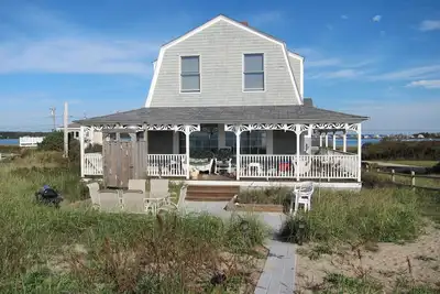 Image de High Tide Oceanfront in Charming Biddeford Pool 4br\/2ba New Listing