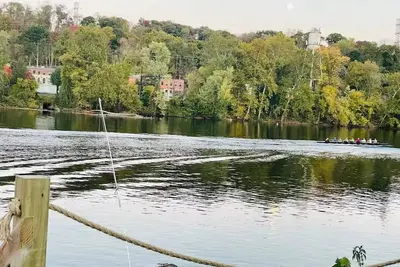 Image de Prime Location /Easy Parking/ Kayaks/ River