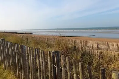 Image de Appartement a 100 mètres de la plage, vu sur mer. \n4 personnes, 2 couchages