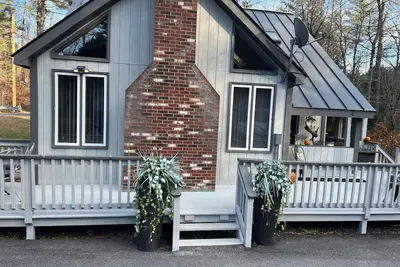 Image de Stratton & Mountain Snow/ 3-bedroom bungalow/Hot Tub/Sauna/Pave Driveway