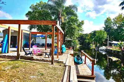 Image de Enjoy Pool, Billiards, Sauna, Access to the Lake