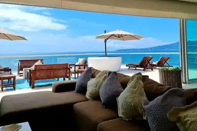 Image de Penthouse Floor 7 - Luxury-Jacuzzi- 3 Bedrooms.
