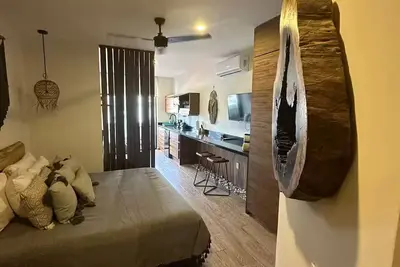 Image de Centrally located villa