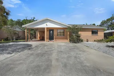 Image de Family Retreat Tampa / 4br, 2. 5ba, Cozy & Central