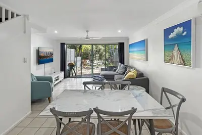Image de Sunset Waters 10 - Hamilton Island