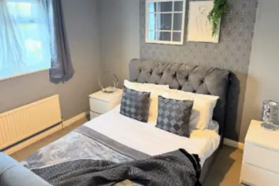 Image de Charming & Cozy 3-Bed Home in Ashford – Perfect for Families & Contractors!