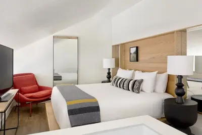 Image de Deluxe Powder Hound Loft | King + Sofa Sleeper at Gravity Haus, 3 Units