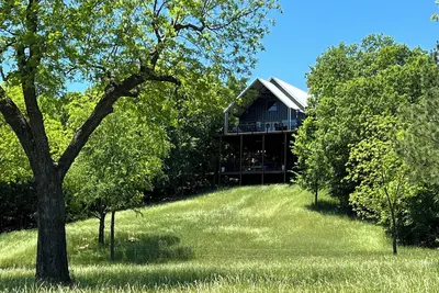 Image de Secluded and peaceful Webb Mtn. Cabin Retreat. Located on Webb Mtn Cattle Ranch.