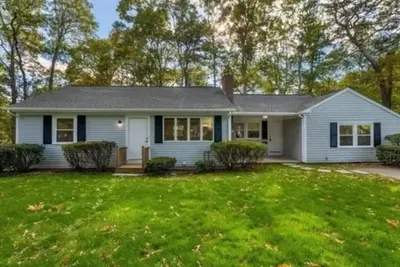 Image de 3 bedroom/2 bathroom in Hyannis- walk to beach!