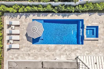 Image de By The Sea Vacation Villas 5 Star Atlantis 3/3. 5 Private Pool Steps To Beach