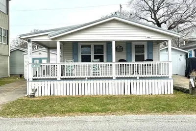 Image de 5428 Ocean Lakes Pet Friendly Golf Cart⛱️🏝️🩱🌊👙☀️🐚