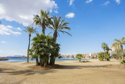 Águilas Downtown La Colonia Beach