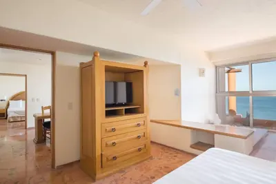 Image de Spacious 2br Retreat Near the Beach