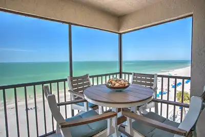 Image de Beachfront Luxury Corner Unit with Gulf Views, Sunset Balcony, Year-Round Heated Pool for Relaxation