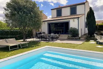 Image de Carcalove - Pool, Billard & Jacuzzi - 10pax