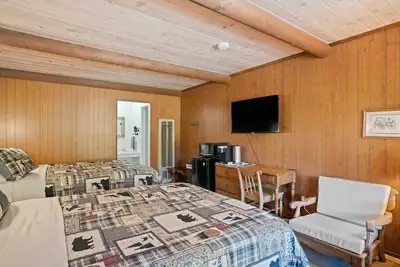 Image de Mountain Magic: Cozy Cabins, World-Class Fishing & Rocky Mountain Charm
