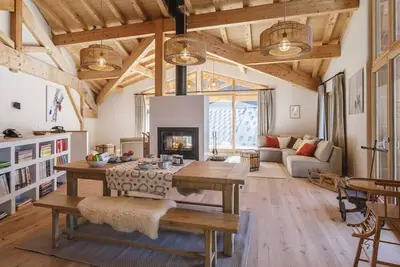 Image de Le Malatray superbe chalet spacieux vue montagne